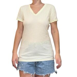 Nollie V-Neck Short Sleeve Tee With Neon Hem